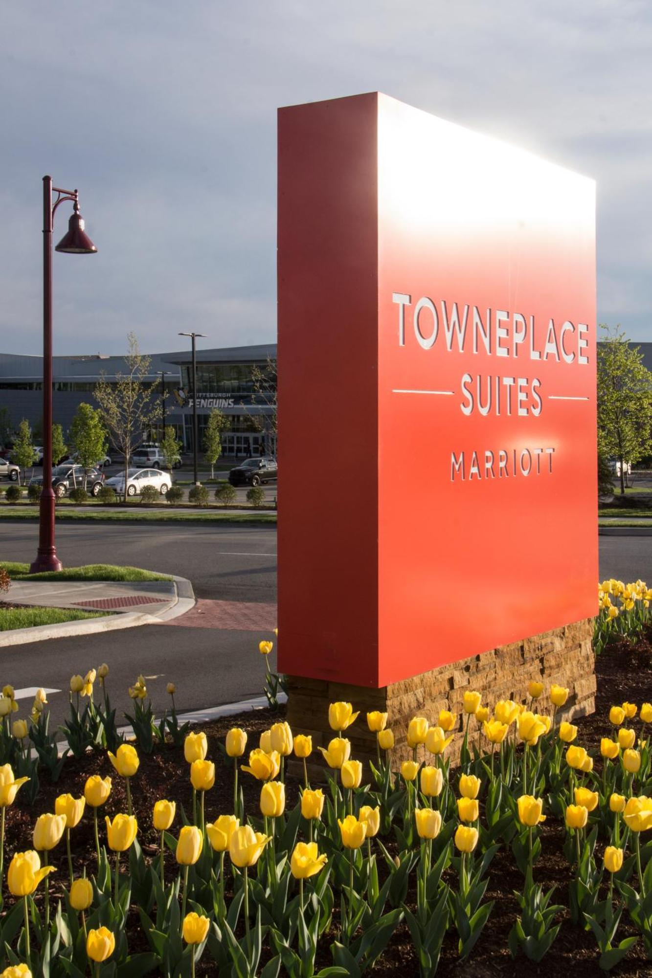 Towneplace Suites By Marriott Pittsburgh Cranberry Township Bagian luar foto